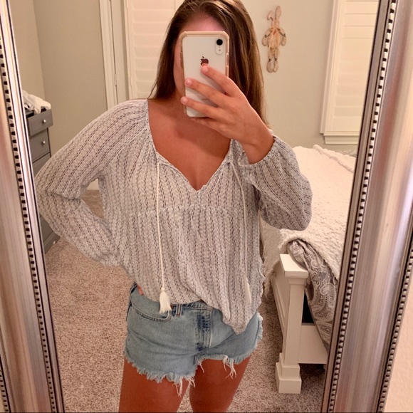 Old Navy Tops - flowy long sleeve top with tassels